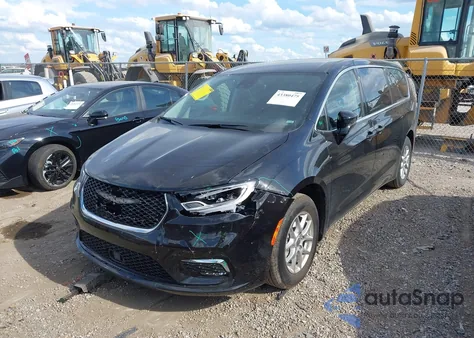 2024 Chrysler Pacifica Touring L z USA, uszkodzony, nr VIN 2C4RC1BG0RR135996